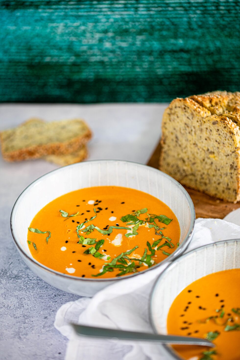 Paprikasuppe mit Kokosmilch | einfach &amp; schnell