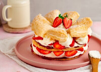 Friesentorte mit Erdbeeren